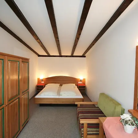 Holiday Chalet St. Wendelin 7 * Telfs